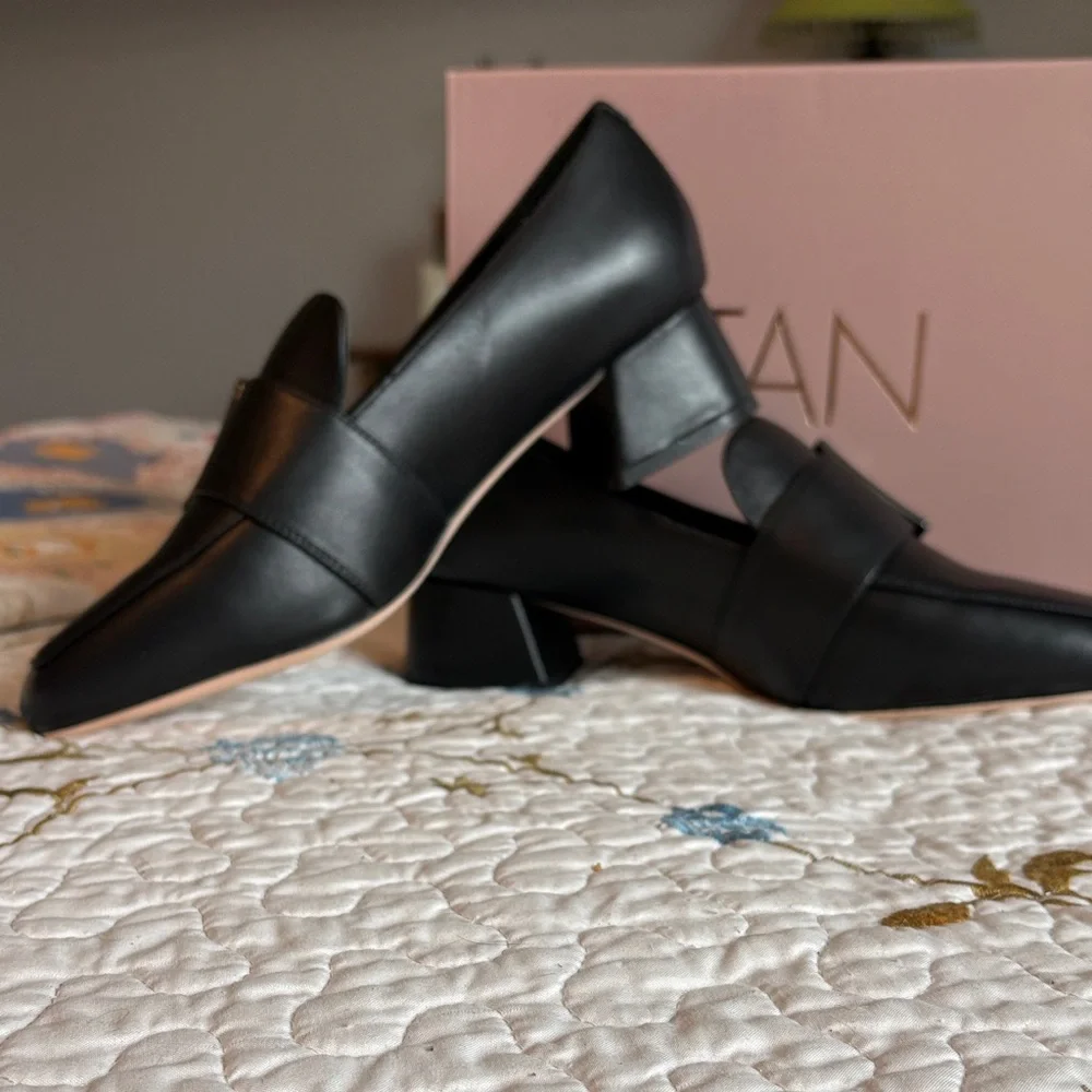 Deltan Classic Black Women's Heeled Loafers Size 8 - Picture 2 of 10